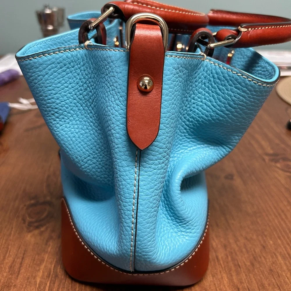 Dooney & Bourke Lucca Leather Barlow Bag - Picture 2 of 10